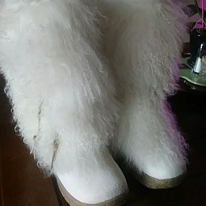 Bear paws women's size 7 winter Boots